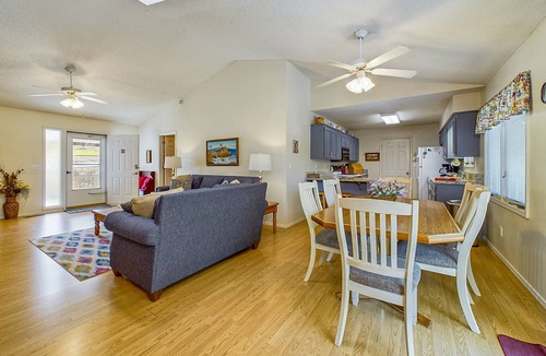 Bella Vista House | McKenzie House, Perfect for the Family