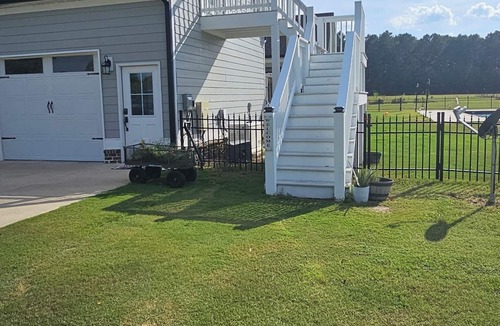 Williston Apartment | Modern Farm Retreat - Fresh Eggs - Pet Friendly