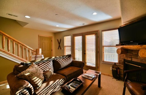 Eden Apartment | Moose Hollow Condo #1206