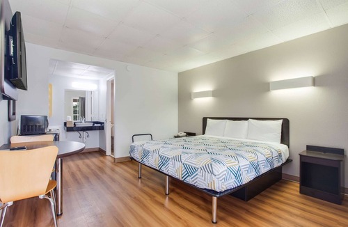 Walterboro Hotel | Motel 6 Walterboro, SC