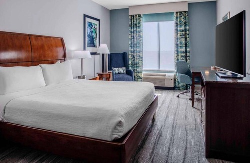 Charleston Hotel | Near Beaches | Terrace Bar. Pool & Pet-friendly