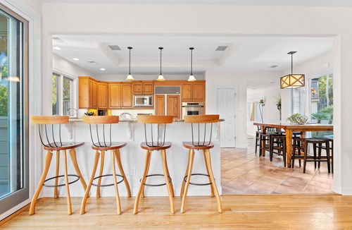 Beach Lagoon House | NEW LISTING ~ 3rd Row + Pool + Spa + Golf Course + Lagoon ~ 8 Beach Lagoon Rd