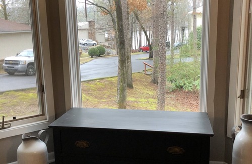 Hot Springs Village House | NEW LISTING BEAUTIFULLY REMODELED 2 STORY TOWNHOME WITH LAKE VIEWS