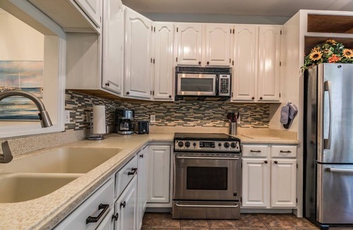 Port Royal Landing House | NEW LISTING! Views of Intracoastal Waterway - Sleep 4