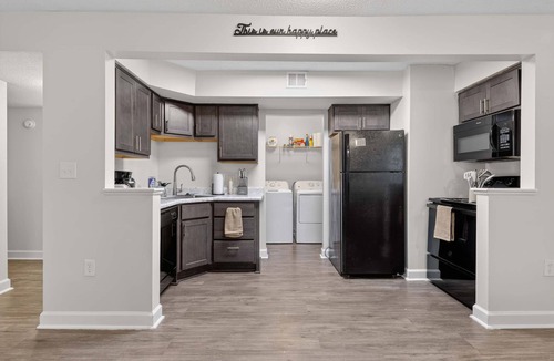Columbia Apartment | New! Modern Comforts near USC & Riverwalk Trails