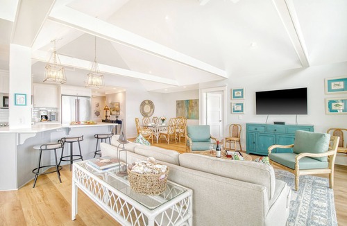Kiawah Island Villa | New! Oceanfront with amazing views in popular East Beach community