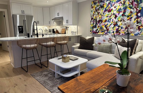 Sullivan's Island Condo | Newly renovated. 1 King bedroom condo, 2 blocks from Sullivan's Island beach.