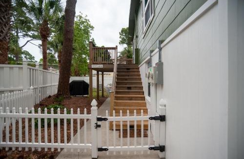 Folly Field House | Newly Renovated Duplex, Upper Unit, 4th row from the beach