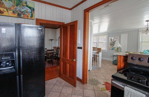 Isle of Palms House | Ocean views everywhere!/Beach access in front of house!/close to restaurants.