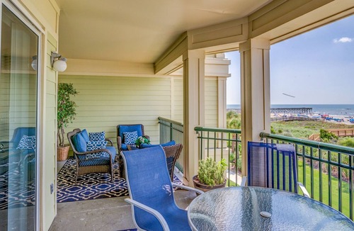 Isle of Palms Condo | Oceanfront 4 BR 3 Bath Condo Large Balcony