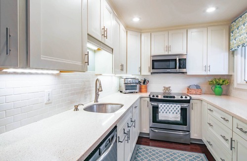Seabrook Island Cottage | Oceanfront Community Pool Access; Serene, Sun-Dappled Screened Porch & Back Deck!