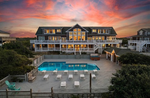 Corolla House | Oceanfront Estate | 18BR | Private Pool & Hot Tub | Sleeps 40 | 4x4 OBX