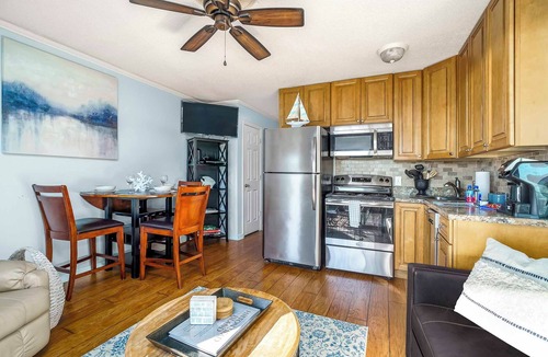 Hilton Head Island Apartment | Oceanfront Hilton Head Island Condo w/Pool!