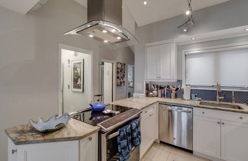 Kiawah Island Condo | Oceanfront Penthouse | 6th Floor Views + 2 King Suites