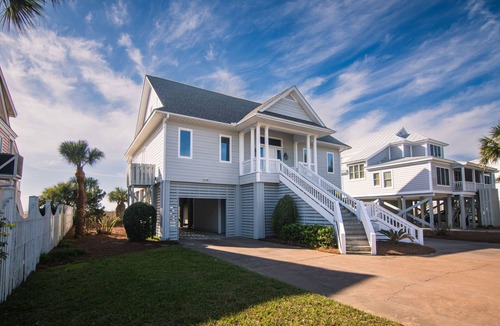 Edisto Island House | Oceanfront Showplace w/Sun Deck & Expansive Beach & Ocean Views; Sunsets & Dolphin Sightings
