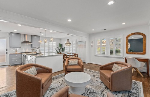 Old Village House | Old Village Palmetto- Pet Friendly