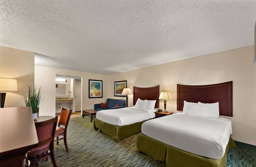 Crystal River Hotel | PaddleTail Waterfront Lodge, Trademark Collection by Wyndham