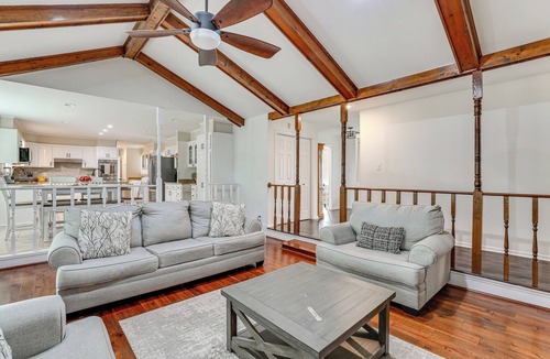 Santee House | Patio + Pool Table: Lake Marion Getaway