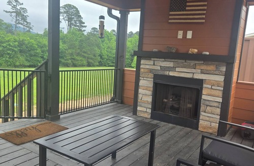 Glenwood Cabin | Peaceful and private cabin overlooking the National Forest with AC in Glenwood