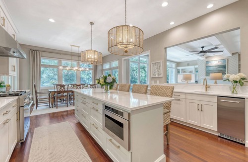 Vanderhorst Plantation House | Picturesque Osprey Point views, private pool