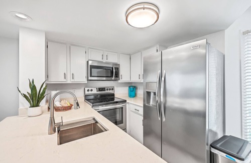 Isle of Palms Villa | Port O' Call D101 by Deserving Vacations