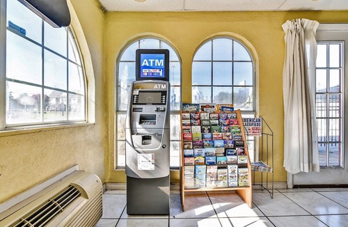 Shreveport Apartment | Premium 2 Full Bed Smoking