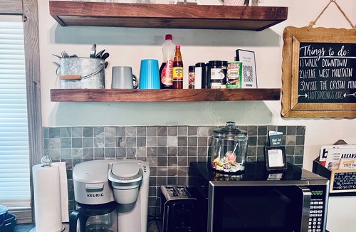 Jones Mills Cabin | Private & Cozy cabin with Hot Tub-Coffee Bar-Cowboy Pool