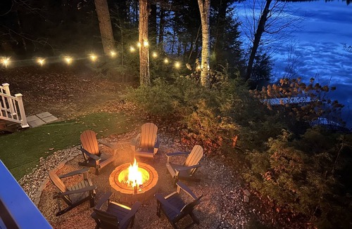 Plymouth House | Private Lakefront, 4BR3BA, Dock, Fireplace, Firepit, Lake Toys, Views, Dogs OK
