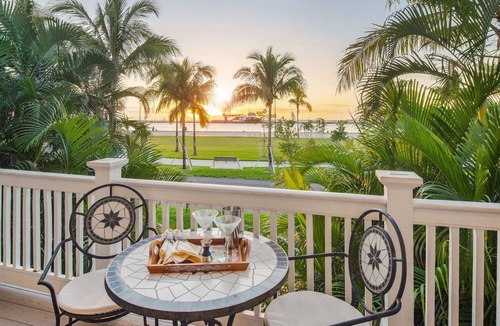 Truman Annex Condo | *PROMENADE TO PARADISE* Ocean Condo & Pool + Last Key White Glove Service.