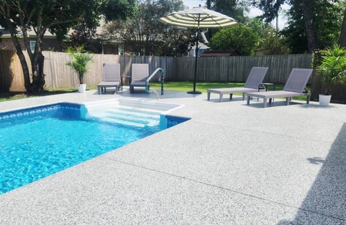 Summerville House | Pumba's Pad-Summerville-PRIVATE POOL-GAME ROOM-DOGS OK