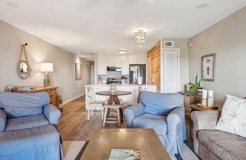 Seabrook Island Condo | Quaint Oceanfront, Pets ok, Pools, Golf, Amenity card! 1389 Pelican Watch