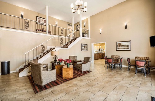 Caddo Valley Hotel | Quality Inn Arkadelphia - University Area
