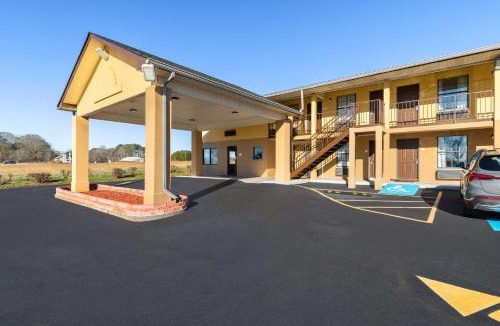 Monroe Hotel | Quality Inn Monroe