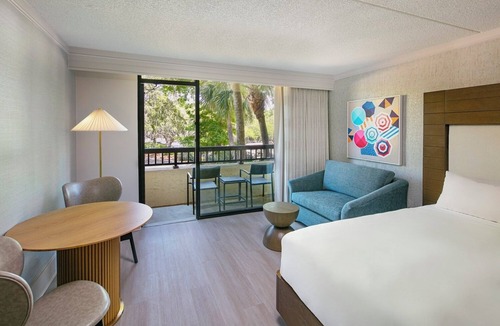 Shipyard Plantation Hotel | Relax in 2 Units w/Balcony & Pool, Close to Hilton Head's Beautiful Beach!