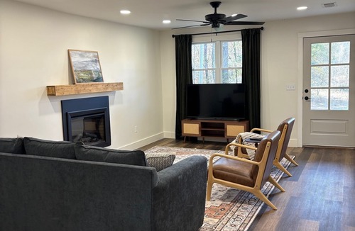 Saltillo House | Relaxing home in Saltillo with plenty of space and just minutes from everything.