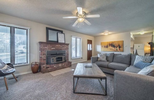Bentonville House | Ride to Coler & Minutes to Downtown Bentonville