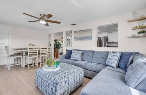 Sarasota Springs House | Sarasota Sunhaven – Home Near Beaches!