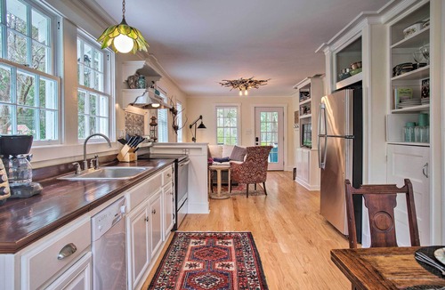 Montgomery Cottage | Savannah Cottage - 5 Mi to Wormsloe Historic Site!