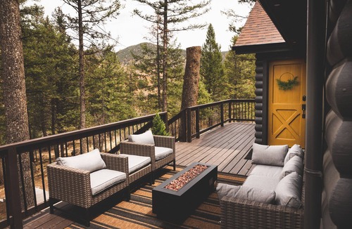 Green Mountain Falls Cabin | Scenic Mountain View Cabin w/Hot Tub, Loft, Fire Pit, by Forest & Peak Retreats
