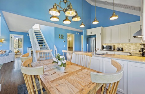 Sealoft Villas House | Seabrook Villa with loft and marsh views! Pet Friendly! Walk to Beach!