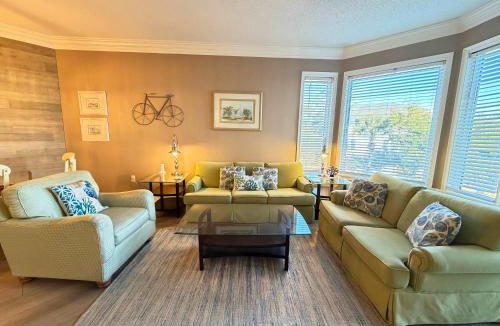 North Forest Beach House | Seacrest Villa Oceanfront Resort 2 bed 2 bath steps to the beach