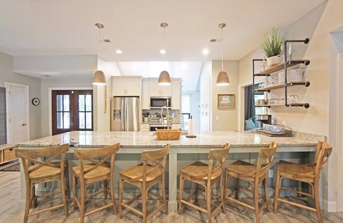 Sea Pines House | Shady Pines - Pet Friendly Sea Pines Home w/Private Pool!