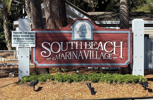 South Beach Villa | South beach, marina, beach pickleball courts, salty dog cafe. newly renovated