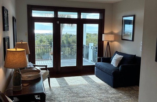 Seabrook Island House | Spacious 5 bedroom home on Seabrook Island, private walkway to the beach!
