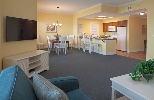 Palmetto Dunes Hotel | Spacious Coastal Retreat Designed for Relaxing Family Vacations | 2 Units