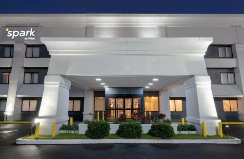Savannah Hotel | Spark by Hilton Savannah Midtown