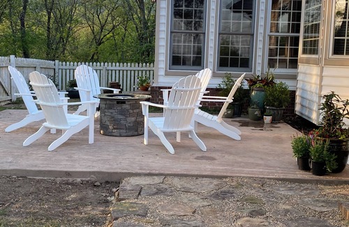 Hot Springs House | Special Rates-Enjoy Hot Springs in Our Colonial Williamsburg Reproduction Home