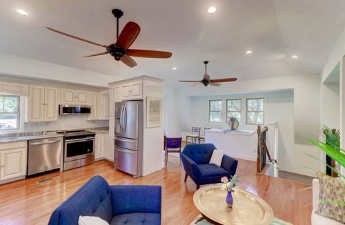 West Ashley House | Standalone Garden Cottage near Downtown: Private Koi Pond & Parking