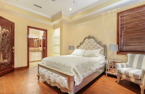 Escondido House | Step into the luxury at this palatial venue in the hills of San Diego.
