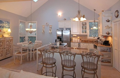 Vanderhorst Plantation House | Steps away from the beach on Kiawah Island